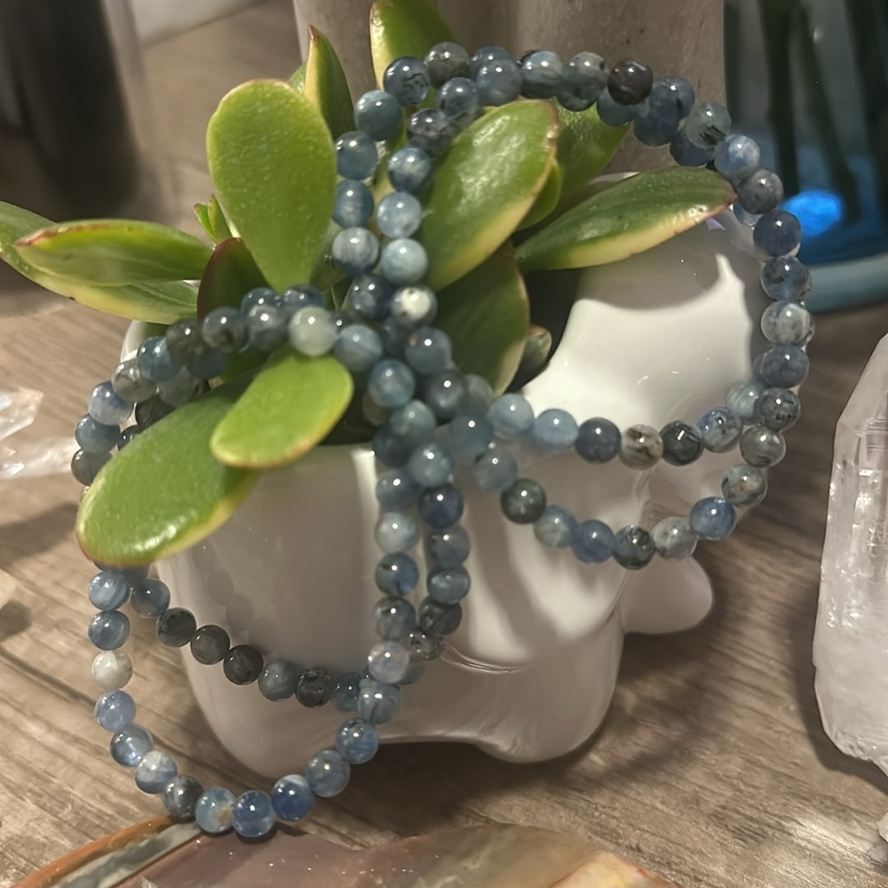 House of Gems ๐ Natural Blue Kyanite ๐ง๐ท 6mm Bracelet Gemstone Jewelry - Picture 4 of 6